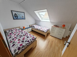 Schlafzimmer 2
