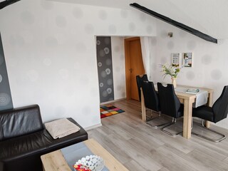 Vakantieappartement Meschede Woonkamer 4