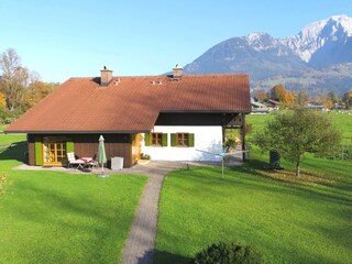 Fewo Kehlstein im Haus links