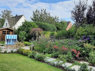 Terrasse mit sep. Strandkorbbereich