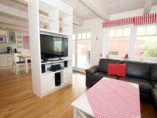 Blick zur großen Küchenzeile