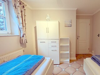 Schlafzimmer 3