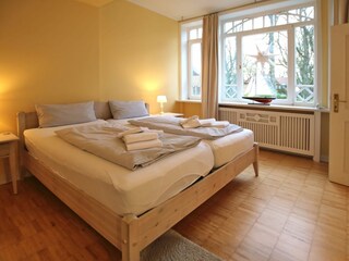 gemütliches Doppelbett