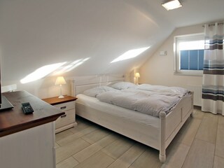 gemütliches Doppelbett