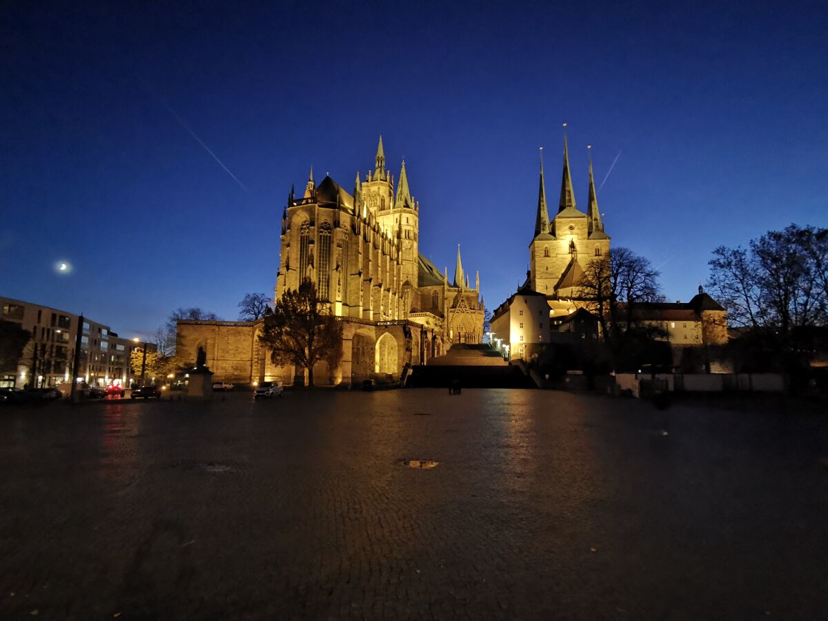 Erfurter Dom bei Nacht