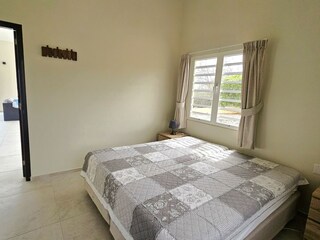 Bedroom 3 met airco en plafondventilator