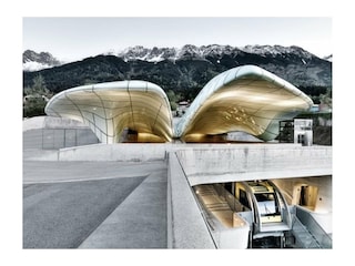 Architektur von Zaha Hadid Hungerburgbahn