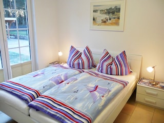 1 von insgesamt 4 Schlafzimmern