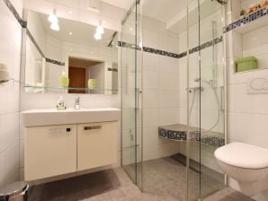 Ferienwohnung Ruusenhüs 2 mit Terrasse