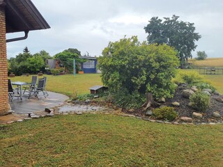 Seitenansicht zum Garten