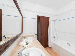 Tenuta Manacor Caratteristiche 34