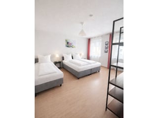 Einzelbett  90x200cm und Doppelbett 160x200cm