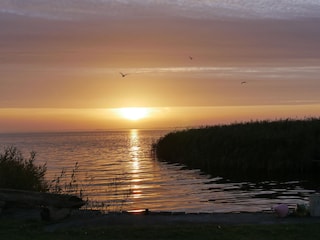 Sonnenuntergang im Hafen