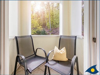 Balkon mit Sitzmöbel
