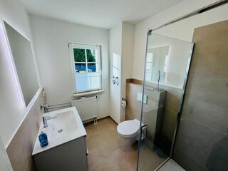 modernes Tageslichtbad