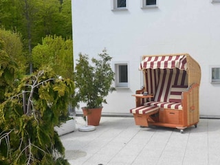 Terrasse mit Sitzmöglichkeiten