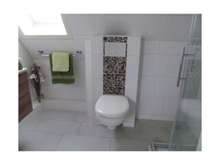 zweites neues Duschbad