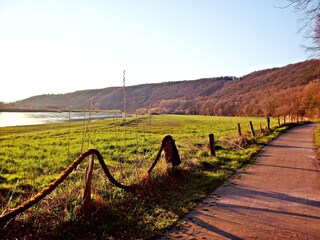 Weser-cycle track