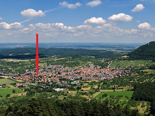 Blick vom Hohen Neuffen auf unser Haus