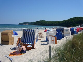 Der Strand vor der Villa Glückspilz.