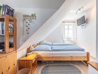 Schlafzimmer 2