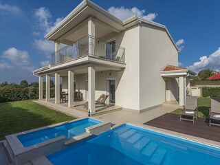 Villa Porec Buitenaudio-opname 2