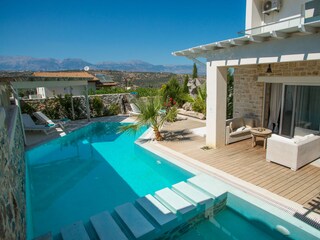 Villa Pitsidia Outdoor Recording 5