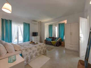 Schlafzimmer 1 Etage Villa Ella links