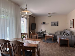 Wohn- und Essbereich