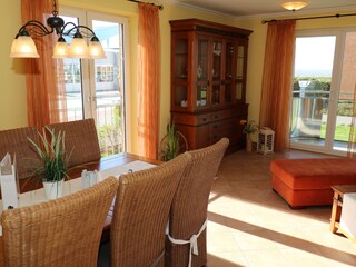 Wohnzimmer/Eßbereich