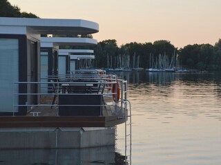 in der Abenddämmerung