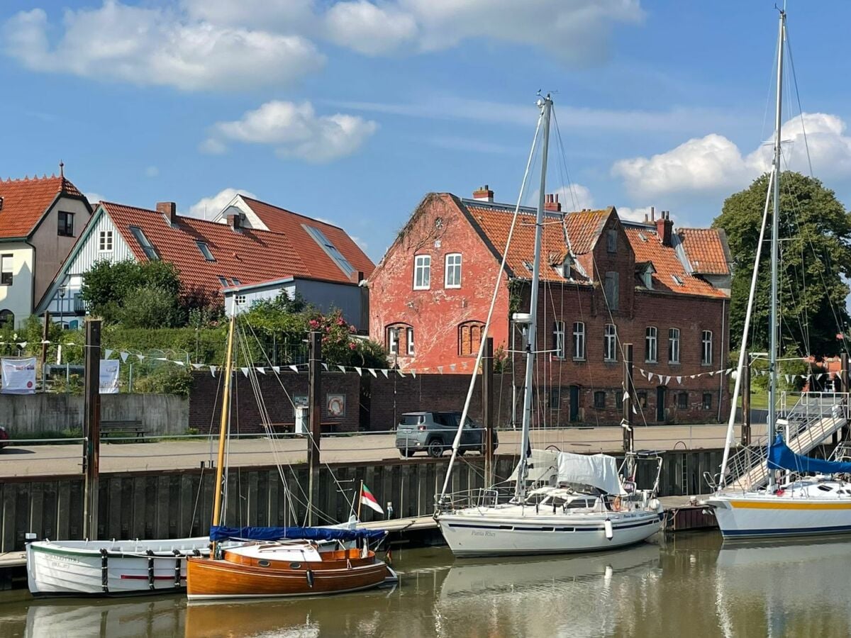 Hafen in Freiburg/Elbe