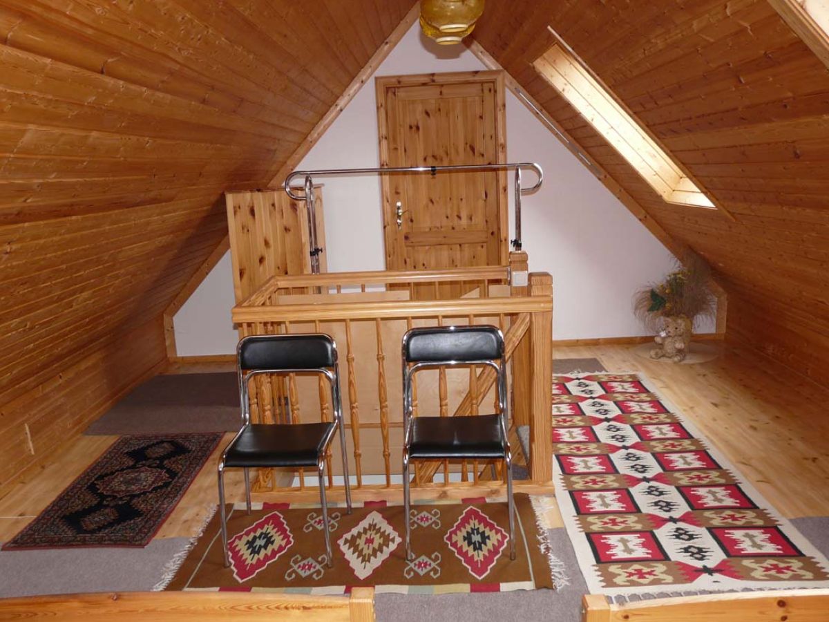 Schlafzimmer mit babybett – midir