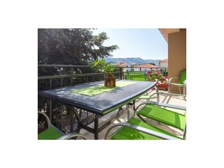 Vakantieappartement Baska Buitenaudio-opname 3