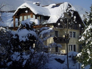 Haus im Winter