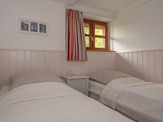 Schlafzimmer II