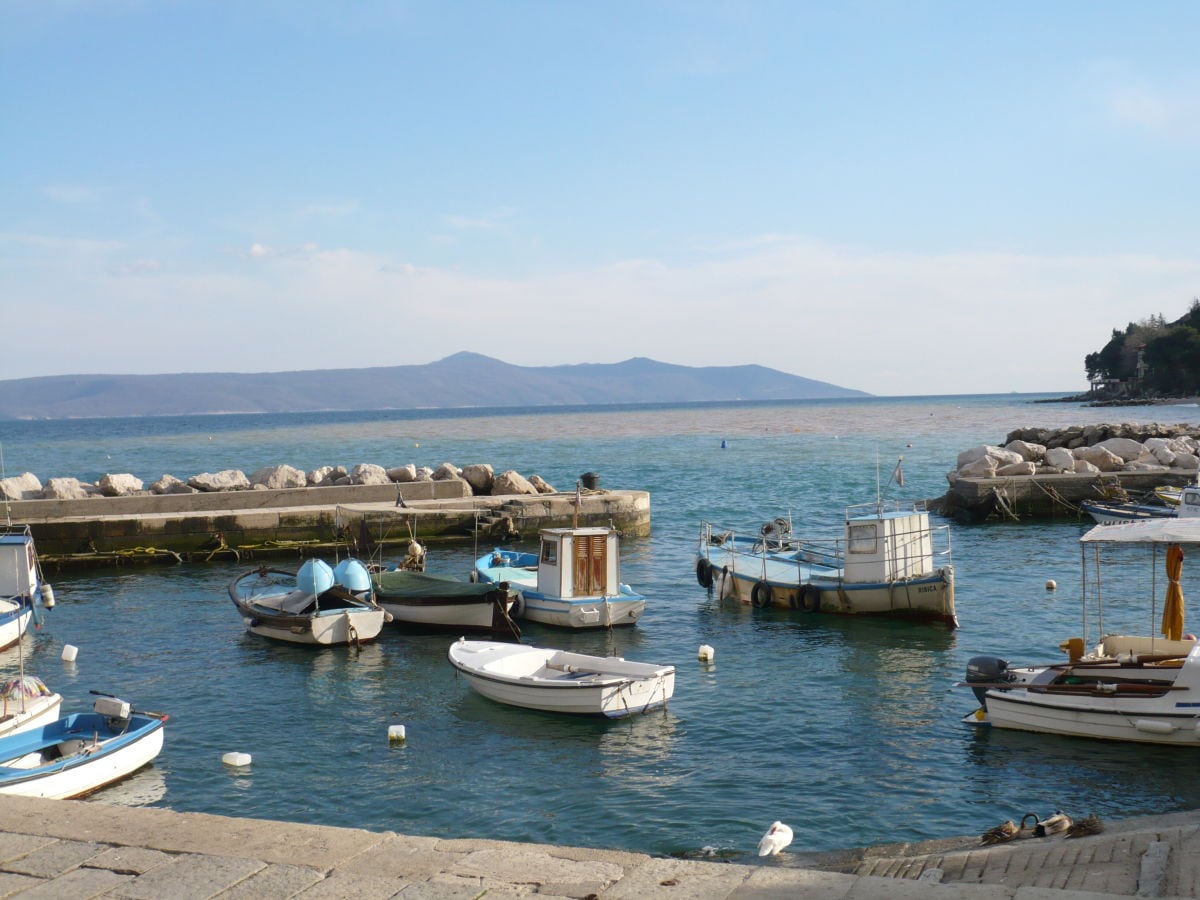 Hafen in Moscenicka Draga/nächster Strand