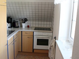 Küchenecke mit Backofen