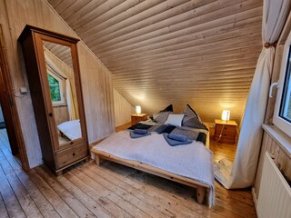 2. Schlafzimmer