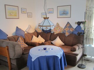 Wohnbereich mit gemütlicher Sofaecke