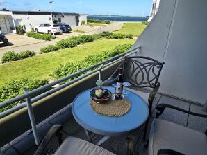 Ferienwohnung Mops Urlaub Pur mit Südbalkon 009