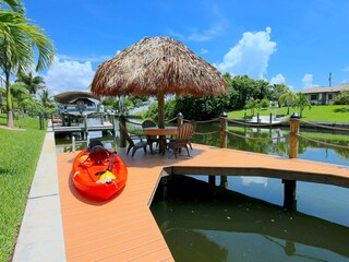 Boatsdock with Tiki