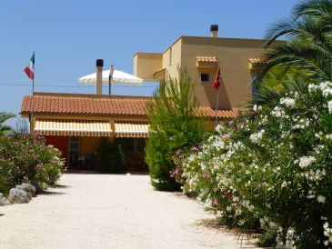 Holiday apartment Mevoli-Oser