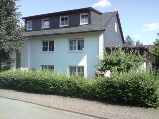 Haus im Sommer