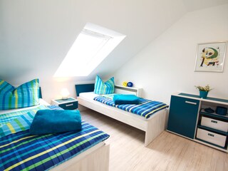 Kinderzimmer m. 2 Einzelbetten