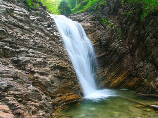 Wasserfall in der Nähe