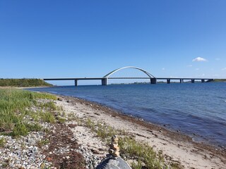 Fehmarnsundbrücke an der Ostseeküste