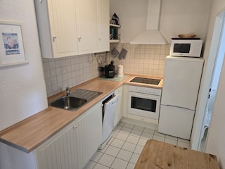 Gepflegte Küche mit guter Ausstattung