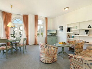Hier der Blick in das Wohnzimmer.