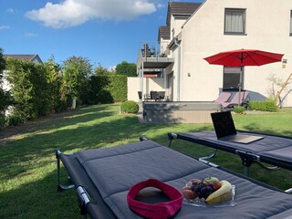 Sonne oder Schattenplatz - ein Lieblingsplatz im Garten